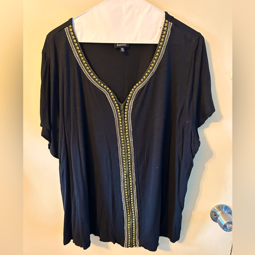 Bobeau Tanner contrast trim knit top